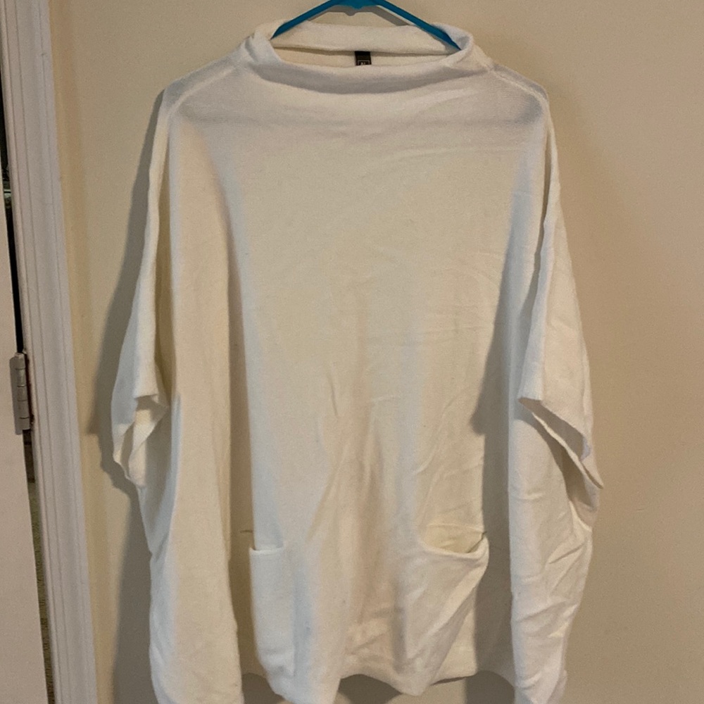 Francesca’s Poncho